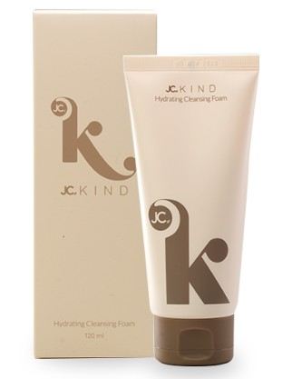 Hydrating cleansing foam from the beauty and wellness range